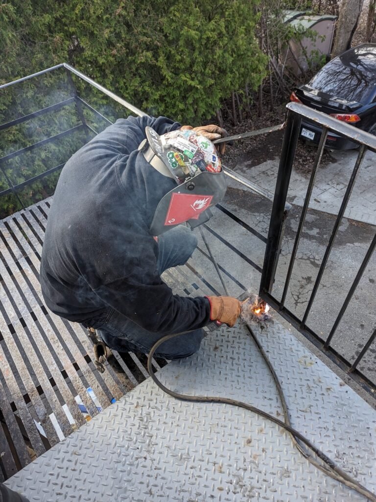 Remplacement de la plaque à carreaux pour le sol du balcon 7
